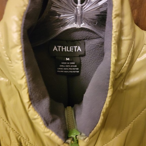 Athleta Puffer Jacket Size Med Unique Chartreuse Lime - Picture 5 of 13